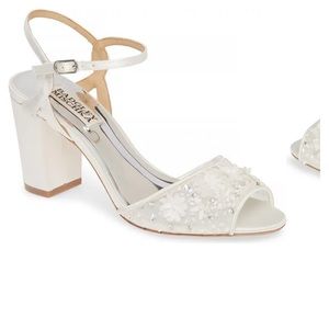 Badgley mischka heels